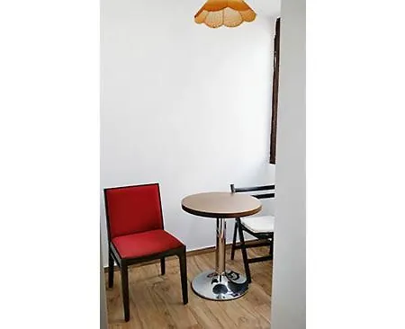 Calea Mosilor Foisor Studio * Βουκουρέστι